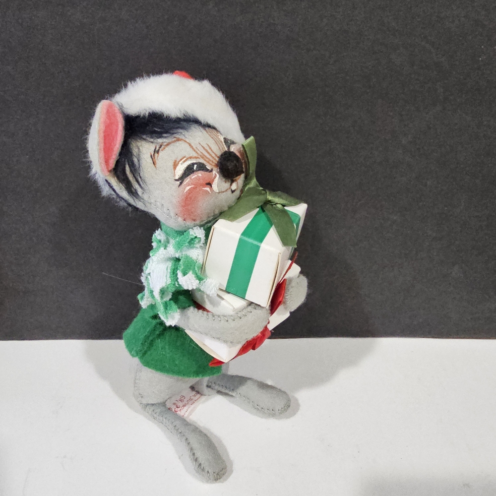 Annalee Christmas Mice with Red, Green, and Gray Accents - Picture 12 of 15
